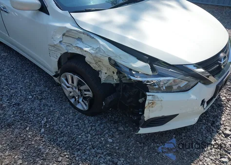 2017 Nissan Altima 2.5/S/Sv/Sl/Sr z USA, uszkodzony, nr VIN 1N4AL3AP2HC127809